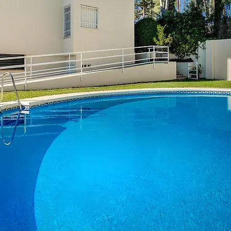 Vacation Marbella: Modern Beachfront Flat With Pool At Puente Marbella
